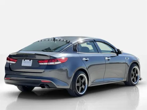More photos of 2018 Kia Optima LX at Noblesville Imports, IN