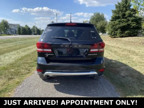 More photos of 2018 Dodge Journey Crossroad at Noblesville Imports, IN