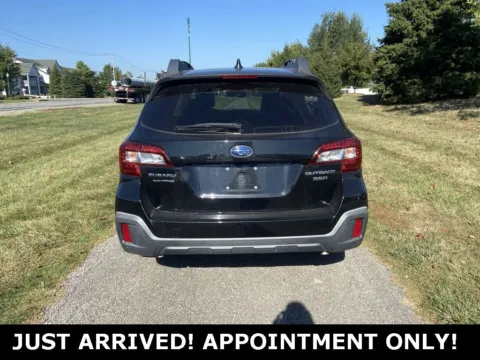 More photos of 2019 Subaru Outback Limited at Noblesville Imports, IN