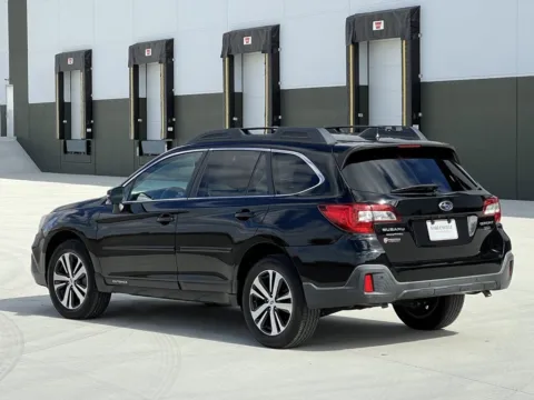 More photos of 2019 Subaru Outback Limited at Noblesville Imports, IN