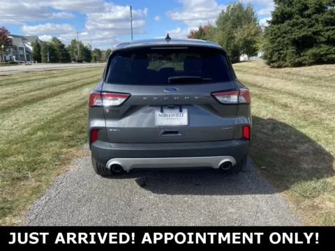 More photos of 2022 Ford Escape SEL Hybrid at Noblesville Imports, IN