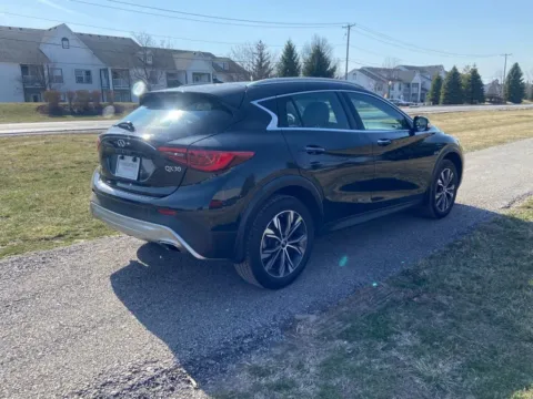 More photos of 2019 INFINITI QX30 LUXE at Noblesville Imports, IN