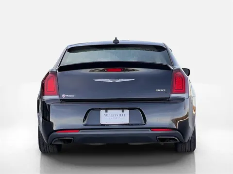 More photos of 2018 Chrysler 300 S at Noblesville Imports, IN