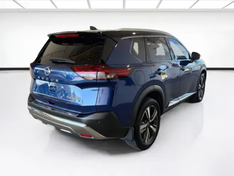 More photos of 2021 Nissan Rogue Platinum at STG Dallas, TX