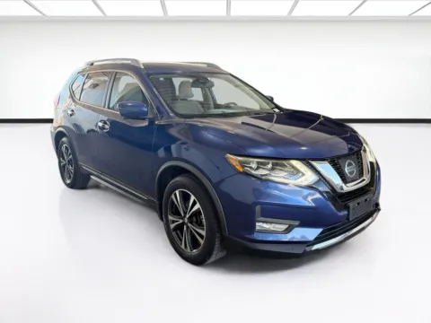 Another view of 2017 Nissan Rogue SL for sale in Dallas, TX at STG Dallas