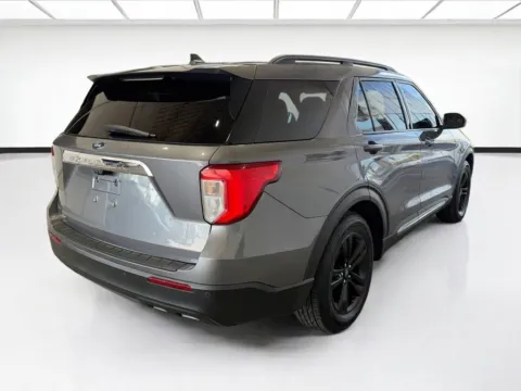 More photos of 2021 Ford Explorer XLT at STG Dallas, TX