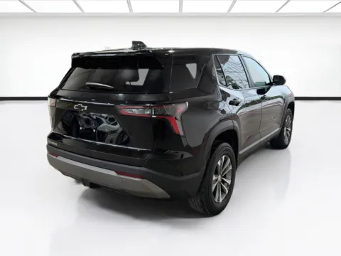 More photos of 2025 Chevrolet Equinox FWD LT at STG Dallas, TX