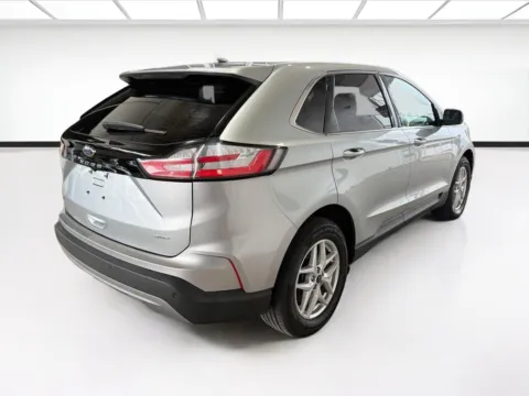 More photos of 2024 Ford Edge SEL at STG Dallas, TX