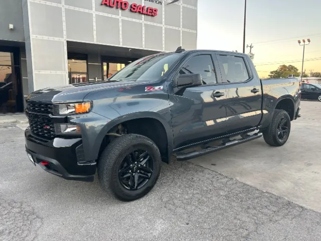 Gray 2020 Chevrolet Silverado 1500 Trail Boss for sale in San Antonio, TX