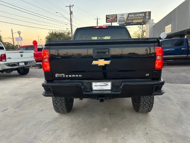 2018 Chevrolet Silverado 1500 photo 3