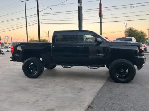 More photos of 2018 Chevrolet Silverado 1500 2LT at Eurospeed International Corp, TX