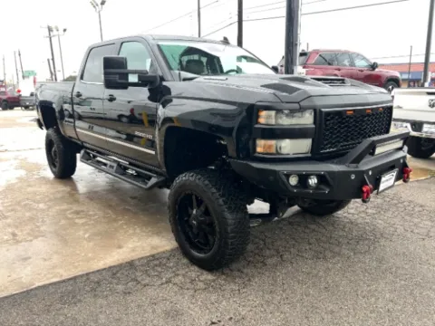 More photos of 2018 Chevrolet Silverado 2500HD LTZ at Eurospeed International Corp, TX