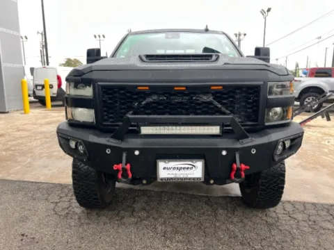 Another view of 2018 Chevrolet Silverado 2500HD LTZ for sale in San Antonio, TX at Eurospeed International Corp