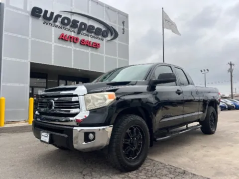 Photos of 2017 Toyota Tundra SR5 4.6L V8 for sale in San Antonio, TX at Eurospeed International Corp