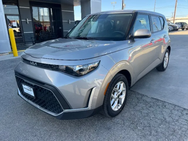 Gray 2024 Kia Soul LX for sale in San Antonio, TX