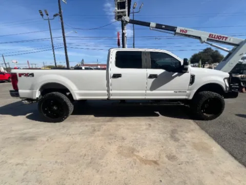 More photos of 2019 Ford Super Duty F-350 SRW STX at Eurospeed International Corp, TX