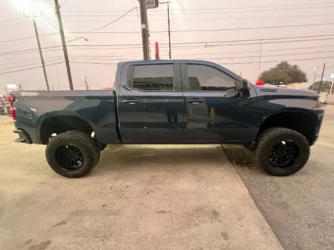 More photos of 2022 Chevrolet Silverado 1500 LTD Trail Boss at Eurospeed International Corp, TX