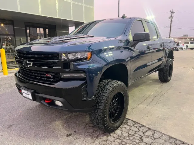 Blue 2022 Chevrolet Silverado 1500 LTD Trail Boss for sale in San Antonio, TX
