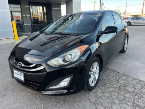 Black 2014 Hyundai Elantra GT Hatchback for sale in San Antonio, TX