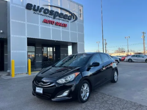 Photos of 2014 Hyundai Elantra GT Hatchback for sale in San Antonio, TX at Eurospeed International Corp