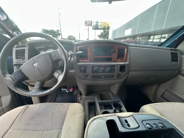 2006 Dodge Ram 3500 Pickup SLT - Photo 16
