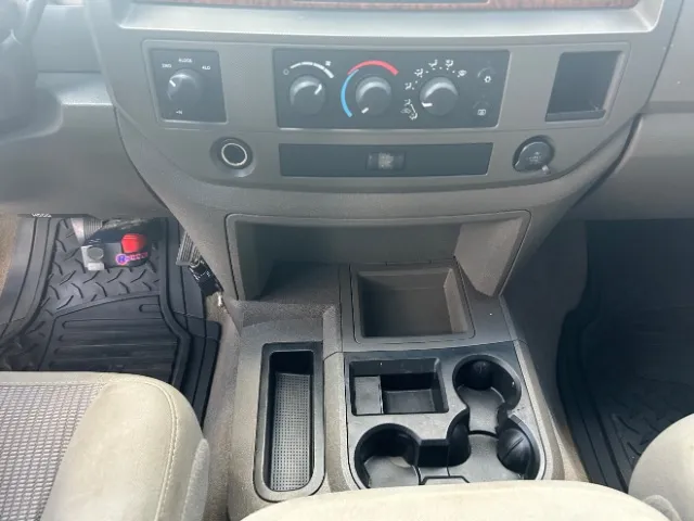 2006 Dodge Ram 3500 Pickup SLT - Photo 21