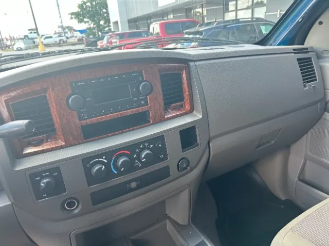 2006 Dodge Ram 3500 Pickup SLT - Photo 20