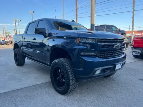 More photos of 2021 Chevrolet Silverado 1500 4WD Crew Cab Short Bed RST at Eurospeed International Corp, TX