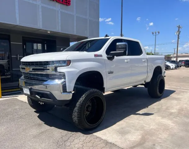 Used 2020 Chevrolet Silverado 1500 LT Crew Cab 4WD for sale in San