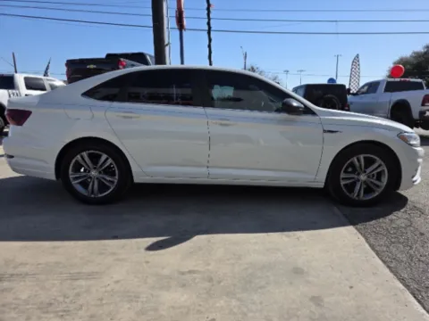More photos of 2021 Volkswagen Jetta R-Line at Eurospeed International Corp, TX