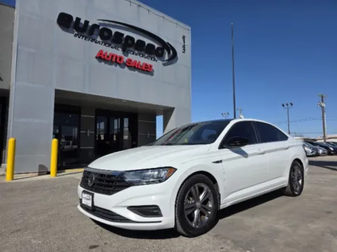 Photos of 2021 Volkswagen Jetta R-Line for sale in San Antonio, TX at Eurospeed International Corp