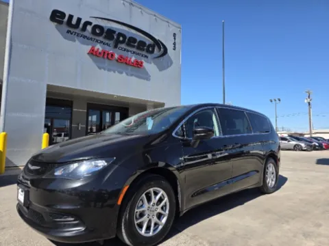 Photos of 2022 Chrysler Voyager LX for sale in San Antonio, TX at Eurospeed International Corp