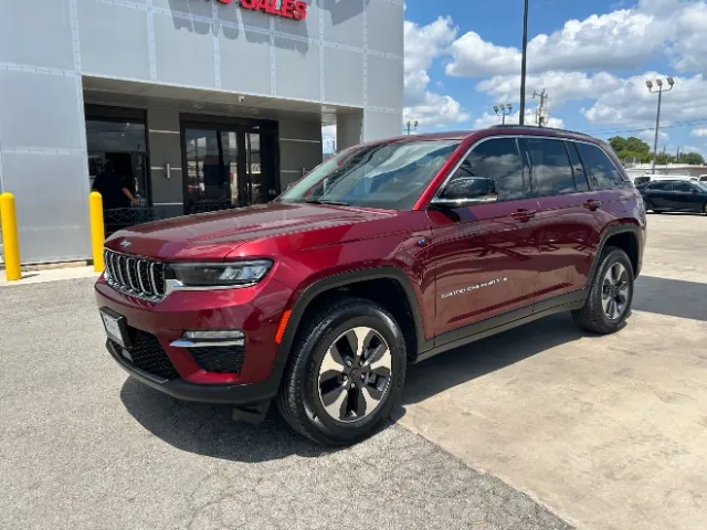 Red 2022 Jeep Grand Cherokee 4xe Limited 4x4 for sale in San Antonio, TX