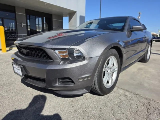 Gray 2011 Ford Mustang V6 for sale in San Antonio, TX
