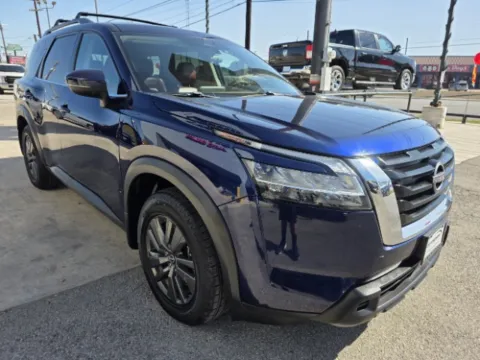 More photos of 2022 Nissan Pathfinder SV at Eurospeed International Corp, TX