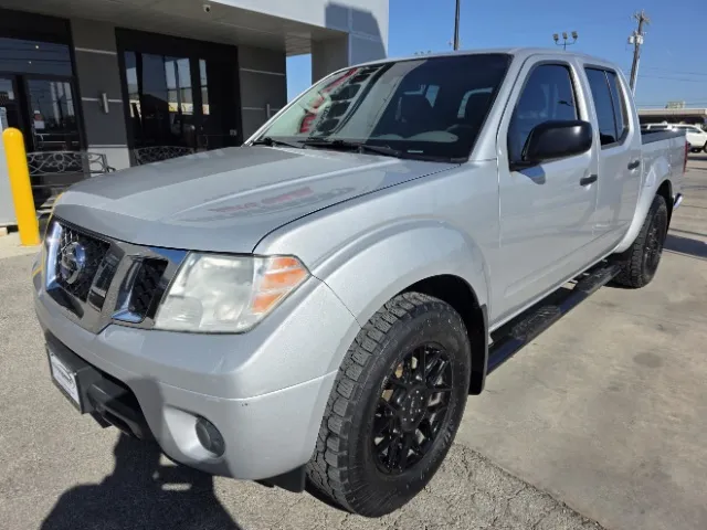 Silver 2019 Nissan Frontier SV for sale in San Antonio, TX