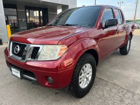 Red 2017 Nissan Frontier SV for sale in San Antonio, TX
