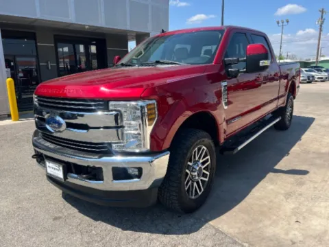 Red 2019 Ford F-250 LARIAT for sale in San Antonio, TX