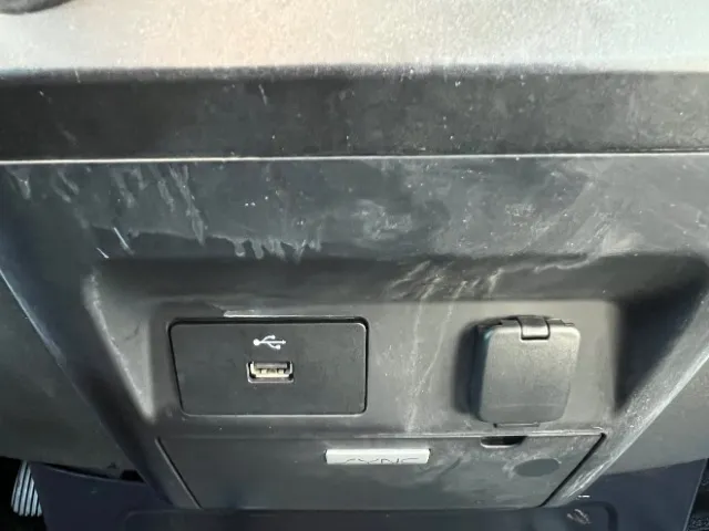 2017 Ford F-350 Super Duty Chassis Cab XL - Photo 44