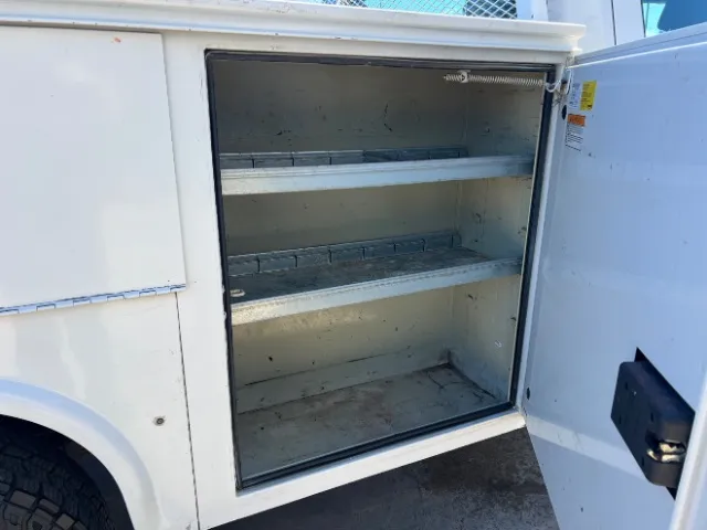 2017 Ford F-350 Super Duty Chassis Cab XL - Photo 20