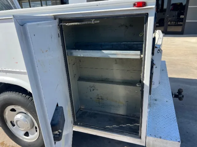 2017 Ford F-350 Super Duty Chassis Cab XL - Photo 14