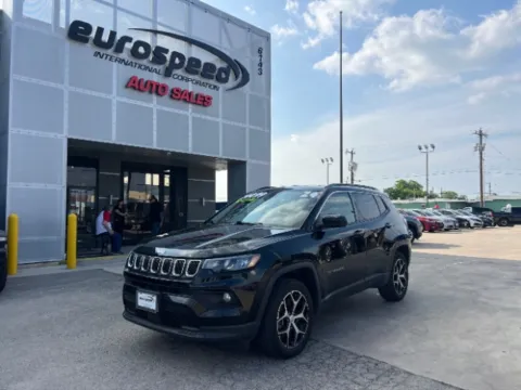 Photos of 2024 Jeep Compass Latitude for sale in San Antonio, TX at Eurospeed International Corp
