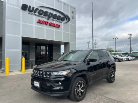 Photos of 2024 Jeep Compass Latitude for sale in San Antonio, TX at Eurospeed International Corp