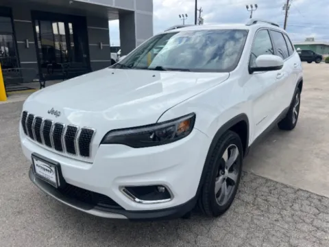 White 2019 Jeep Cherokee Limited FWD for sale in San Antonio, TX