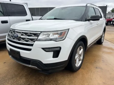 White 2018 Ford Explorer XLT for sale in San Antonio, TX