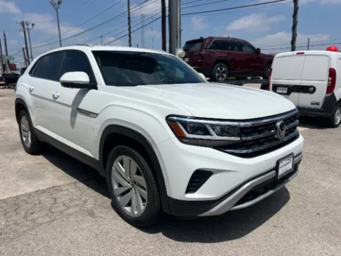 More photos of 2022 Volkswagen Atlas Cross Sport 2.0T SE w/Technology at Eurospeed International Corp, TX