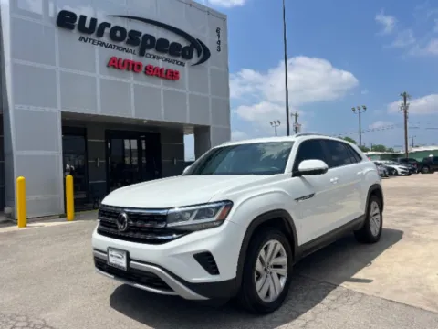 Another view of 2022 Volkswagen Atlas Cross Sport 2.0T SE w/Technology for sale in San Antonio, TX at Eurospeed International Corp
