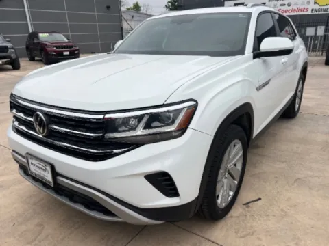 White 2022 Volkswagen Atlas Cross Sport 2.0T SE w/Technology for sale in San Antonio, TX