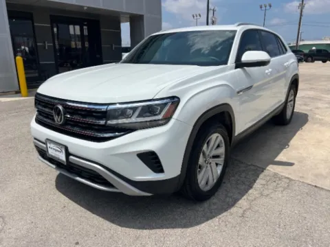 Photos of 2022 Volkswagen Atlas Cross Sport 2.0T SE w/Technology for sale in San Antonio, TX at Eurospeed International Corp