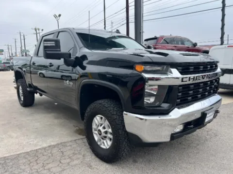 More photos of 2020 Chevrolet Silverado 2500HD 2WD Crew Cab Standard Bed LT at Eurospeed International Corp, TX